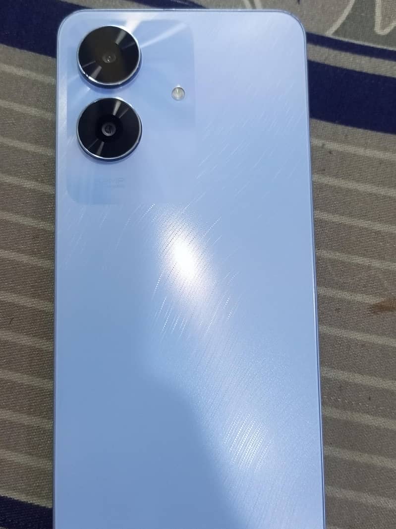 Realme Note 60 1