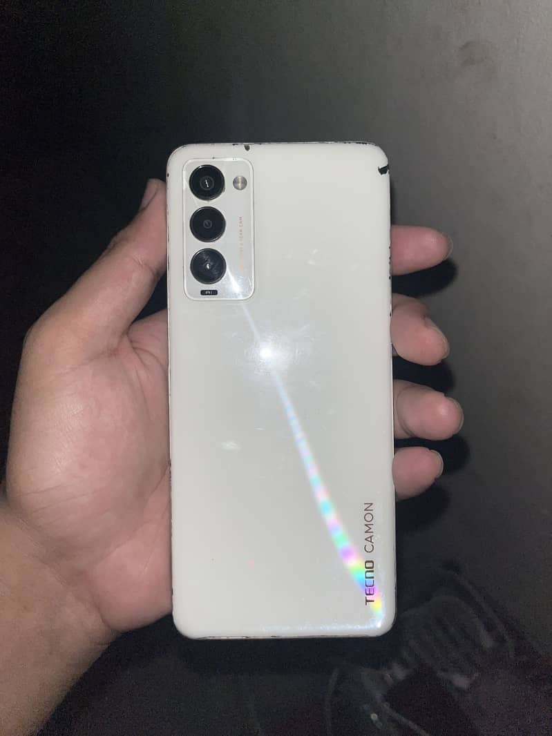Tecno CAMON 18T 1