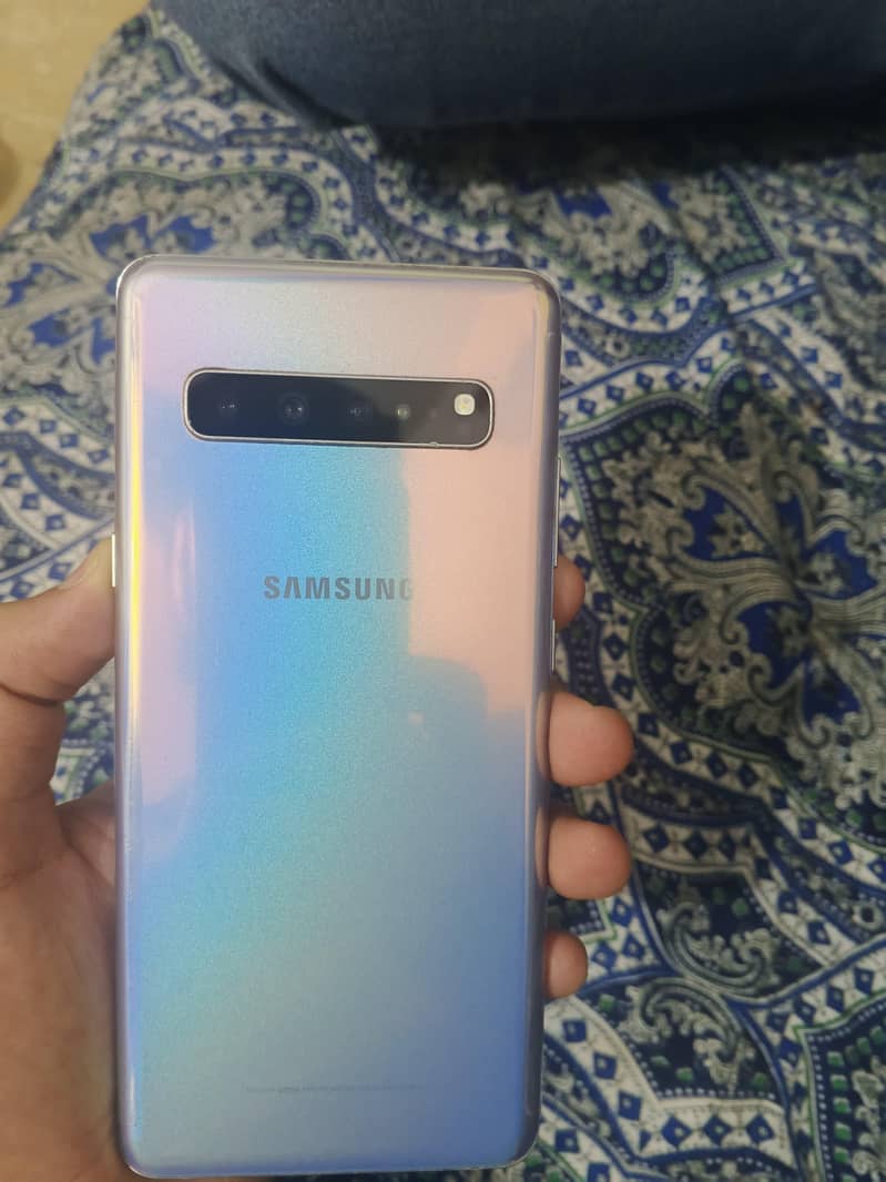 samsungs10plus5g 1