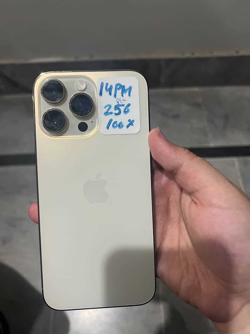 Apple iPhone 14 Pro Max 0