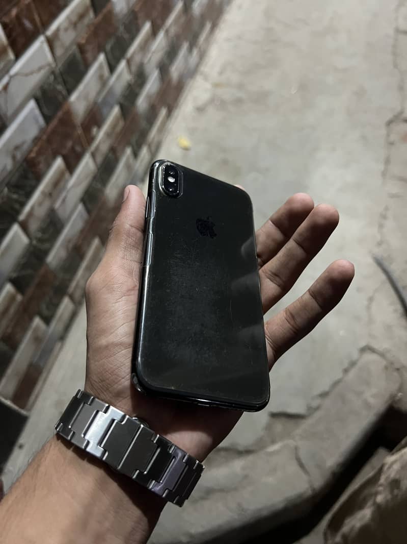 Apple iPhone X 3