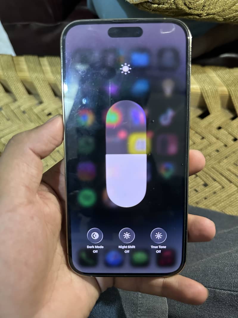 Apple iPhone 14 Pro Max 3