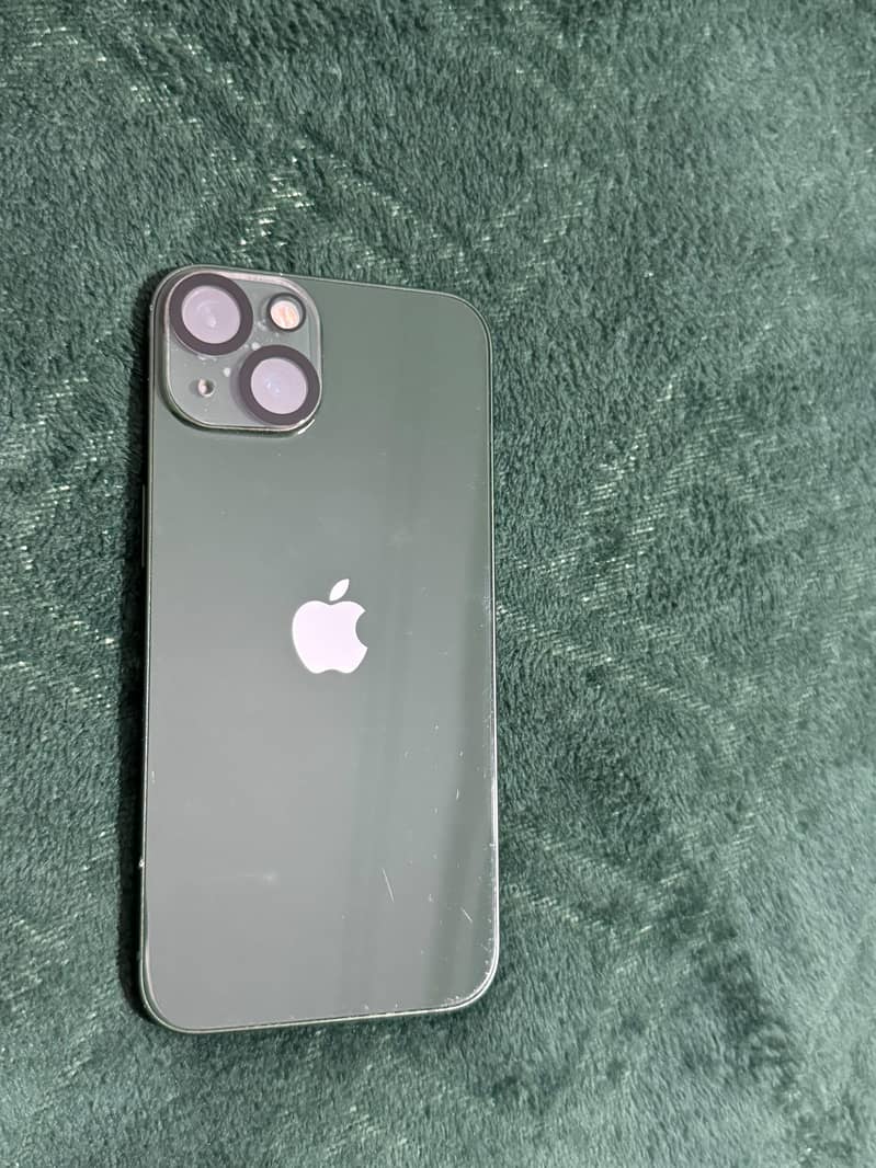 Apple iPhone 13 0