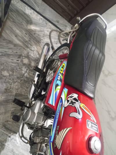 10900 km driven only