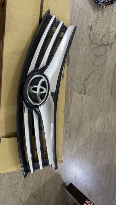 Toyota corolla gli front grill genuine