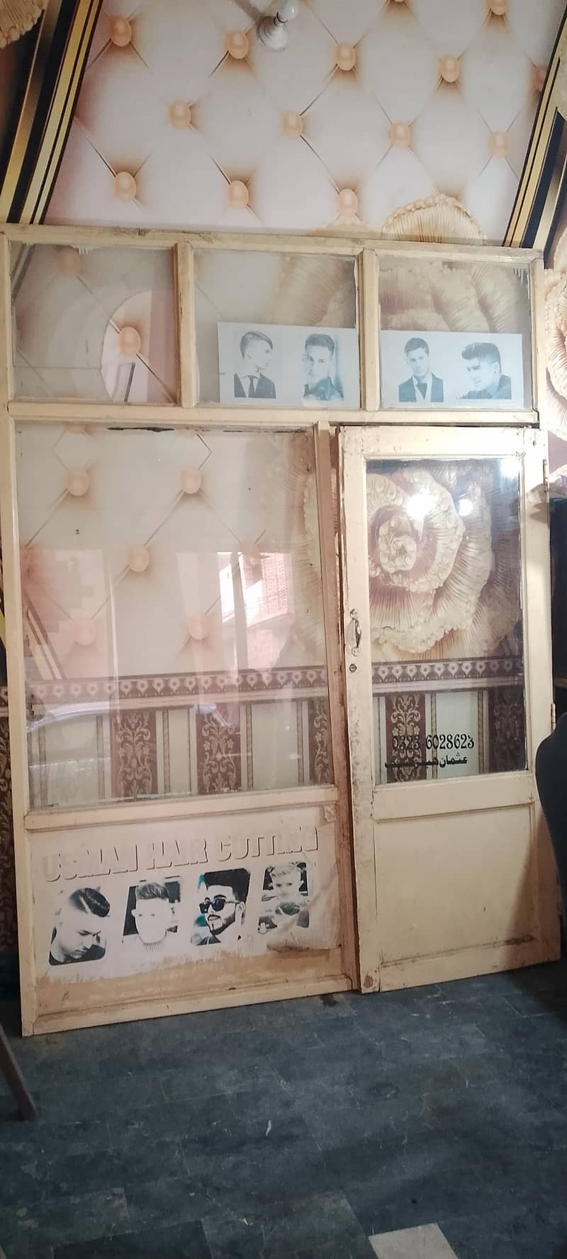 salon door 5
