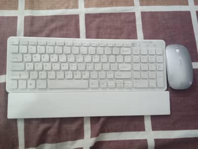 wireless keuboard and mouse
