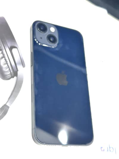 IPhone 13 icloud lock  10 / 10 condition waterpack sealed pack