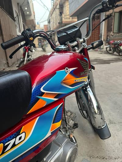 2026 model CD 70 condition 10 by 10 use like new condition