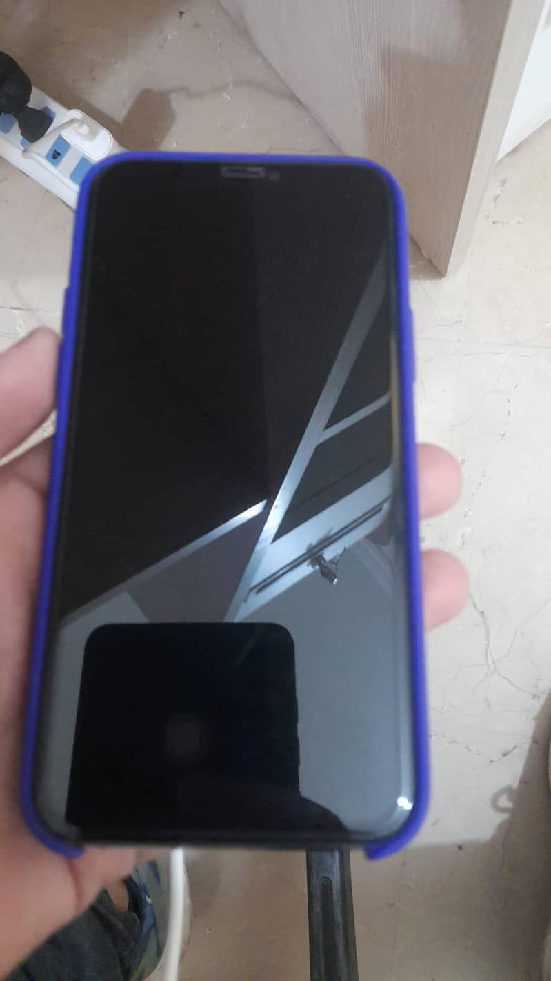 Apple iPhone 11 Pro 3