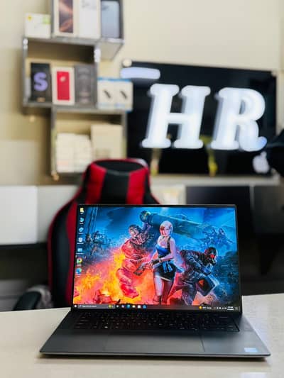 DELL XPS CORE I7 11th RTX 3050TI 16GB DDR5 512GB NVME Bazels display
