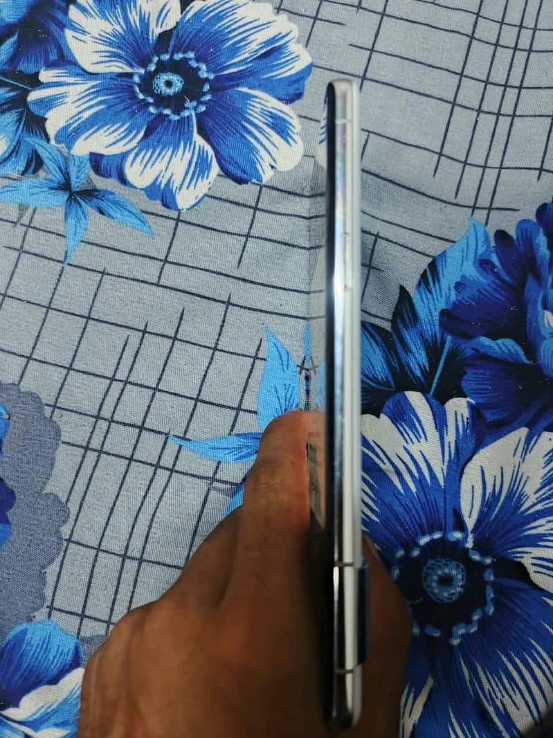 Google Pixel 7 Pro 4