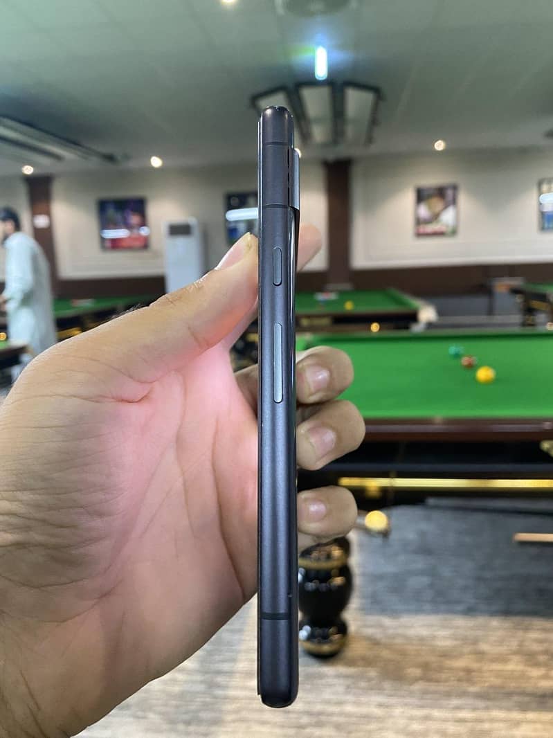 Google Pixel 7a 3