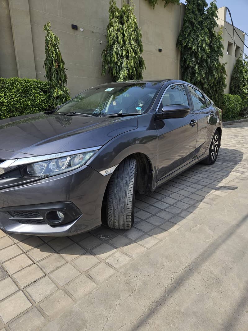 Honda Civic 1.8 i-VTEC (2018) – Red Meter – Pristine Condition! - Cars ...