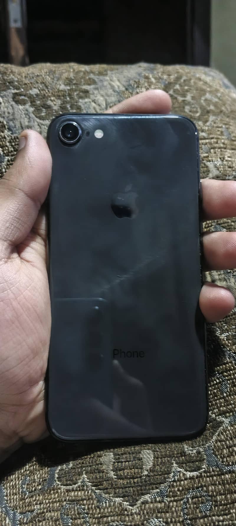 Apple iPhone 8 1