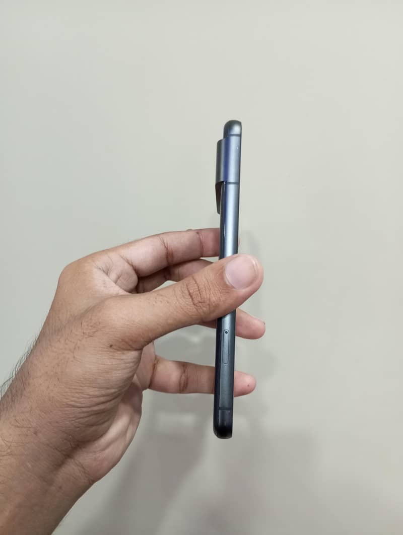 Google Pixel 8 3