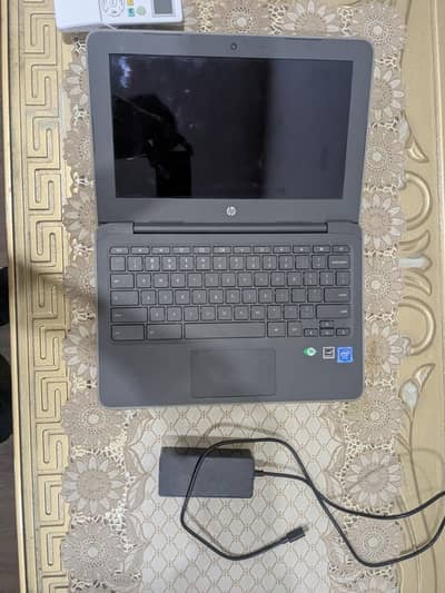 HP Chromebook 4GB RAM 32GB Storage – Excellent Condition