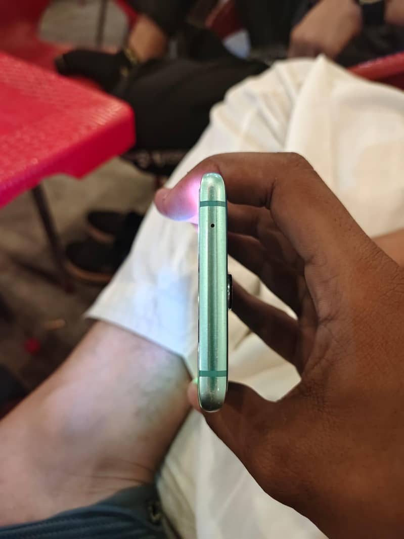 One Plus 8 Pro 6