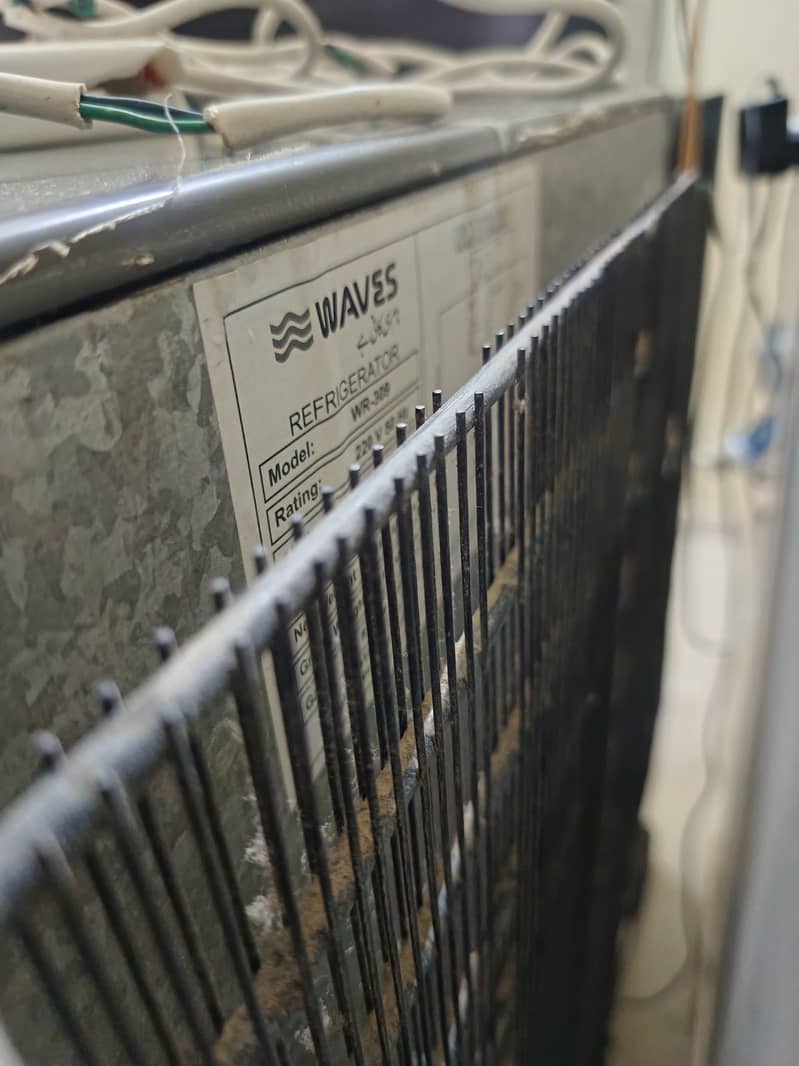 Small frige jenuin waves 5
