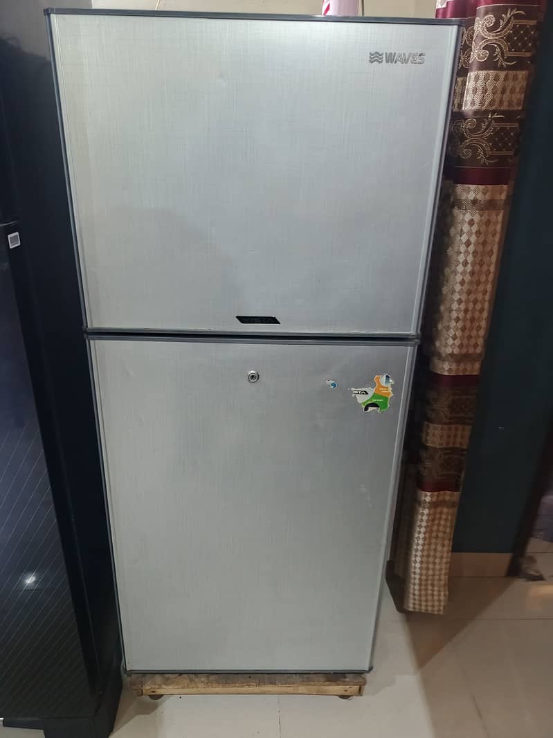 Small frige jenuin waves 8