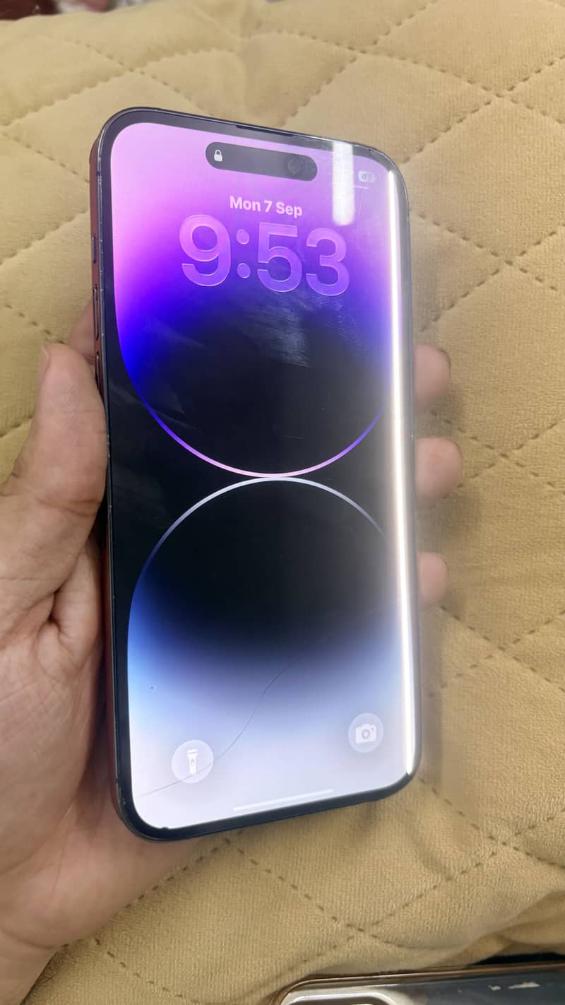 Apple iPhone 14 Pro Max 1