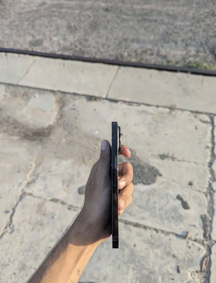 Apple iPhone 14 Pro Max 4