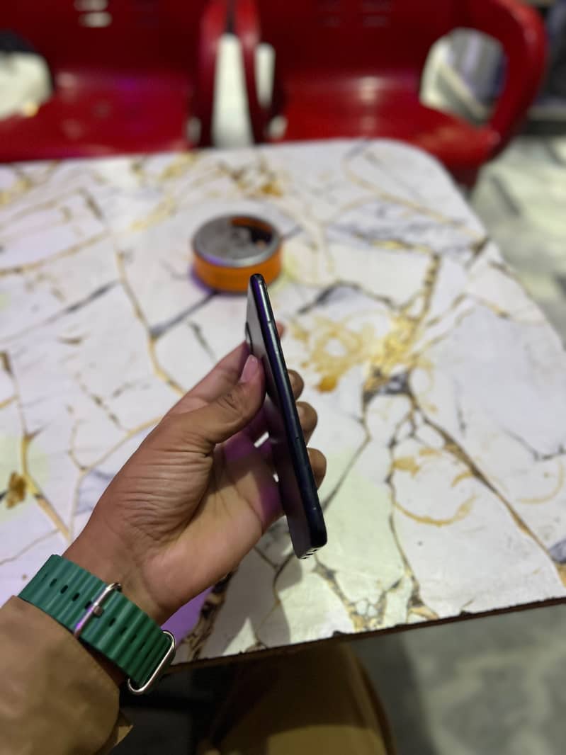 Google Pixel 4a 4