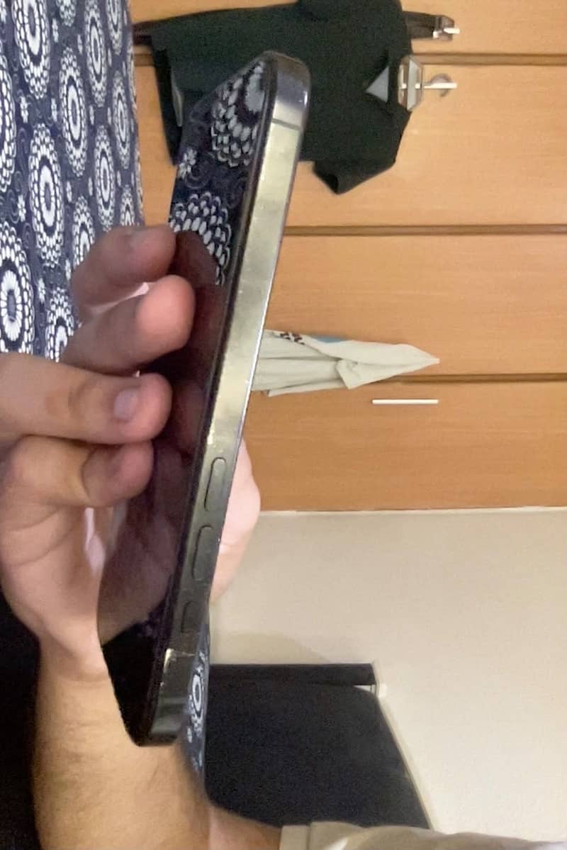 Apple iPhone 16 Pro 5