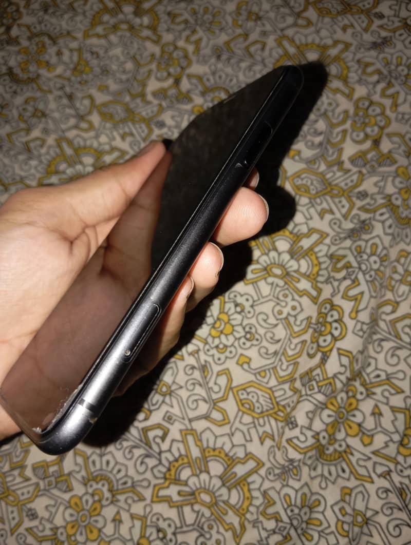 iphone 11 3