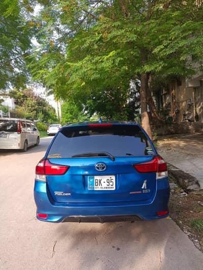 Toyota Fielder 2015