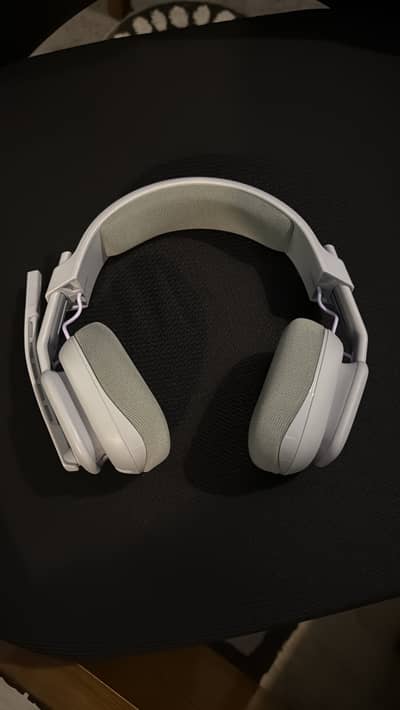 Astro A10 Used Only 5 Days