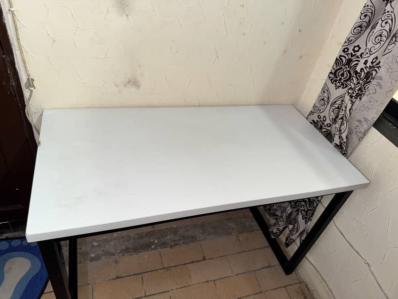 selling this table 2