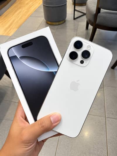 iPhone 16 Pro Max 256GB White Titanium | 94% Battery | Box + Cable