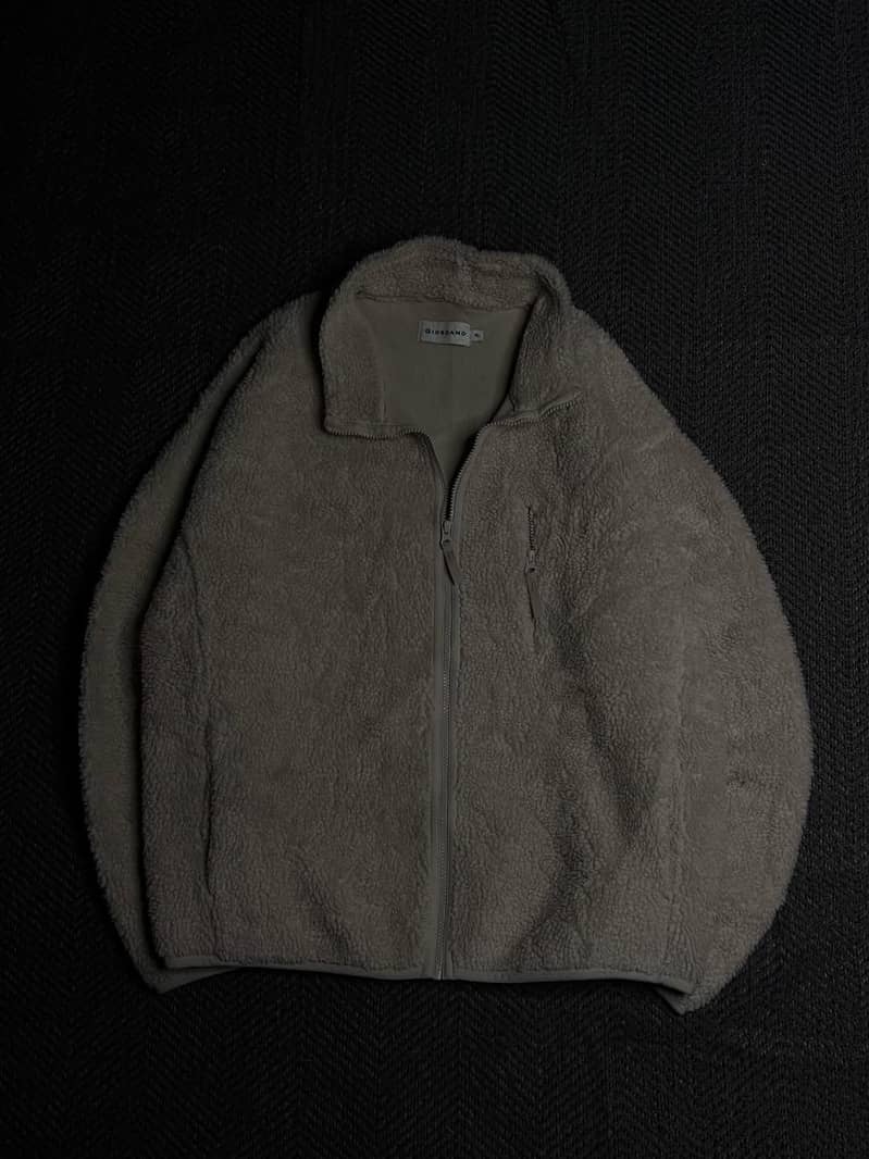 Nike sweaters 2