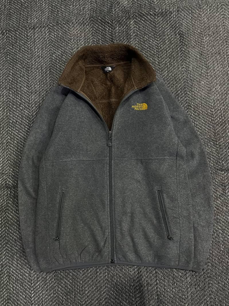 Nike sweaters 10