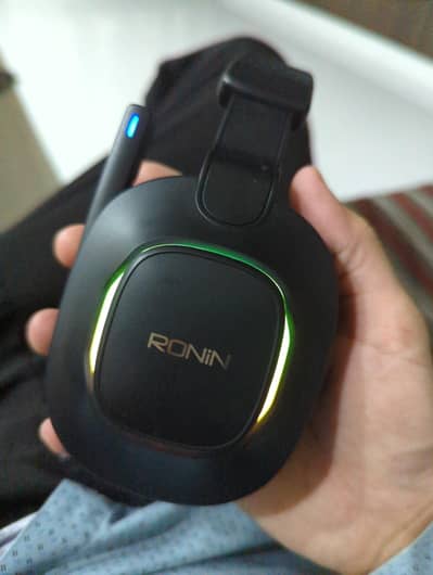 Ronin Hurricane Headphones