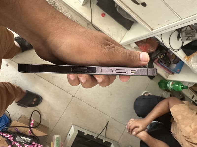 Apple iPhone 14 Pro 3