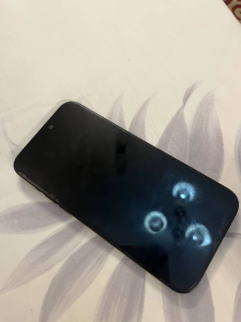 Apple iPhone 15 Pro Max 7
