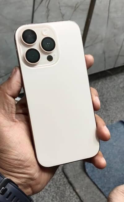 Apple iPhone 16 Pro JV 128 GB 95 health