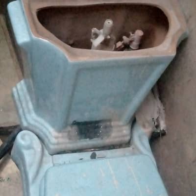 Basin and commode