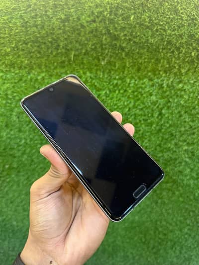 Aquos R3