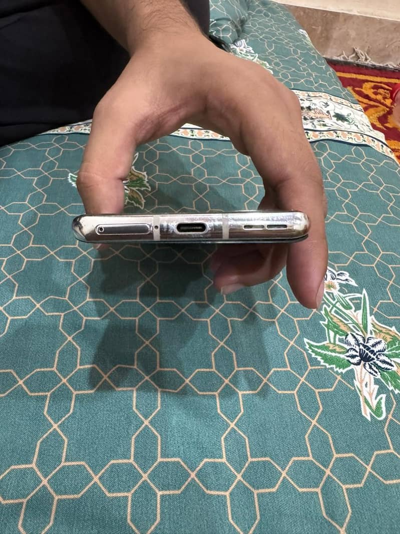 One Plus 8 4