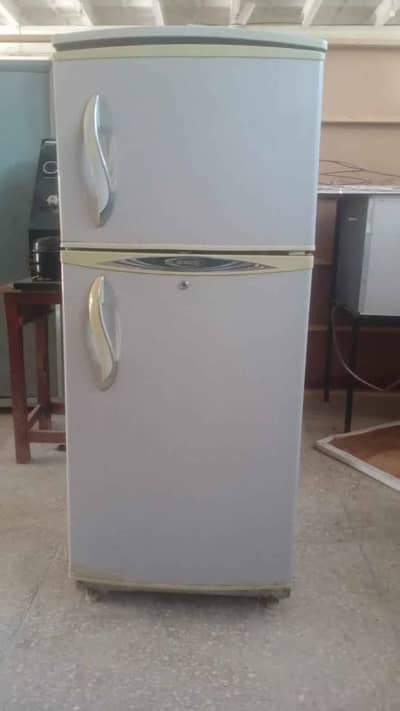 medium size refigerator