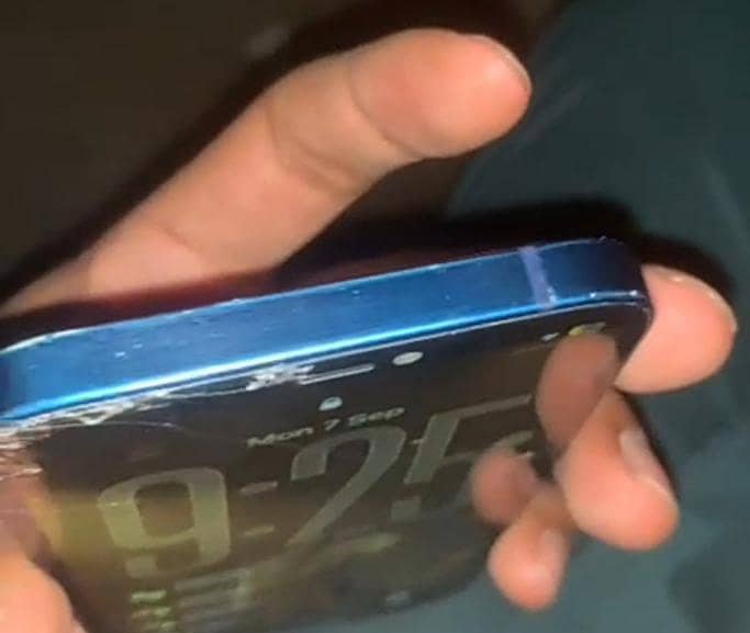 Apple iPhone 12 2
