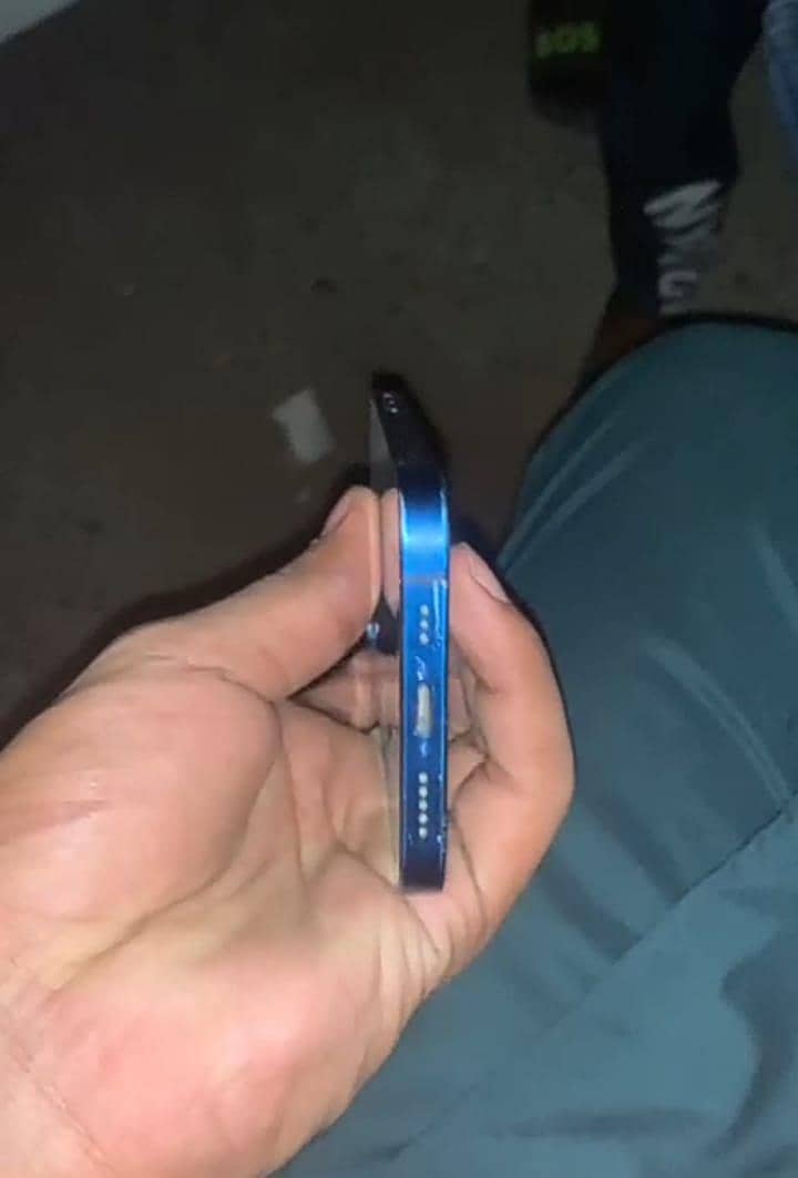 Apple iPhone 12 5
