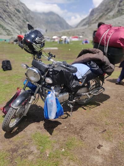 Suzuki GS 150 2018