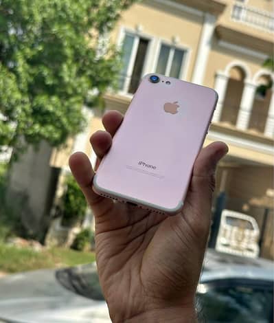 Apple iPhone 7 PTA aprv like new ha