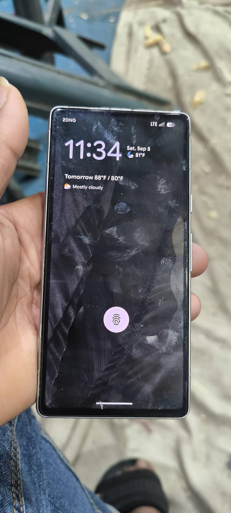 Google Pixel 7a 5