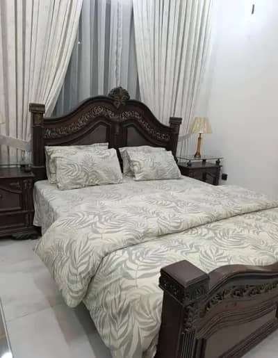 Wooden bed set for sale