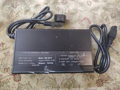 Electric Scooty/Bike charger Lithium 10 Ampere